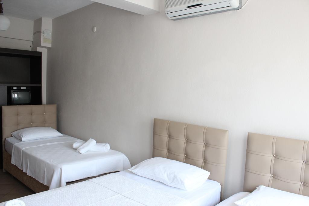 Uysal Pansiyon Bozcaada Room photo